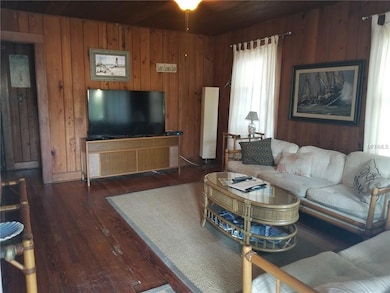 61 84th Ave, Treasure Island, FL 33706 - photo 2