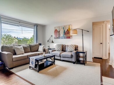 13505 34th Ave S, Tukwila, WA 98168 - photo 6