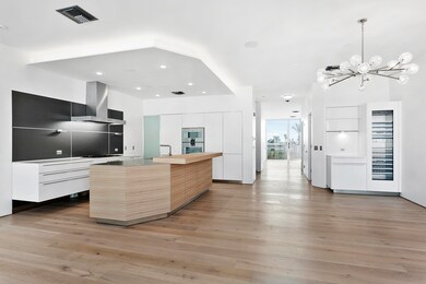 Full Integrated Kitchen