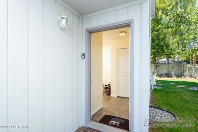 5571 Sapphire Loop unit 10B, Anchorage, AK 99504 - photo 4