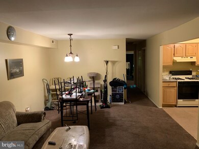 8016 Craig St, Philadelphia, PA 19136 - photo 4