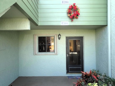 5433 SE Miles Grant Rd unit E-104, Stuart, FL 34997 - photo 2