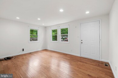 10704 Elk Dr, Fredericksburg, VA 22407 - photo 4