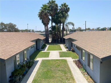 3750 Franklin Ave, Fullerton, CA 92833 - photo 2
