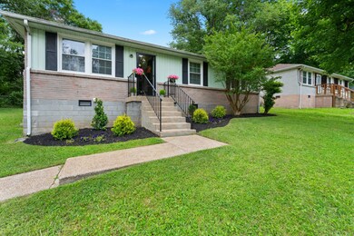 110 Rainbow Cir, Columbia, TN 38401 - photo 2