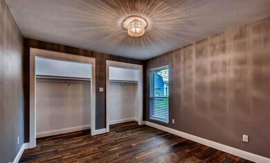 193 Shady Lake Dr, Hurst, TX 76054 - photo 6