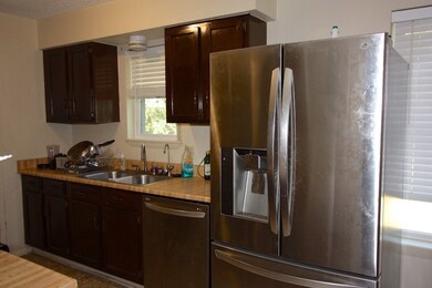 unlisted-address, Beeville, TX 78102 - photo 3