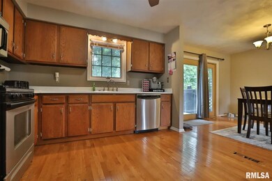 16215 N Jefferson Ct, Chillicothe, IL 61523 - photo 5