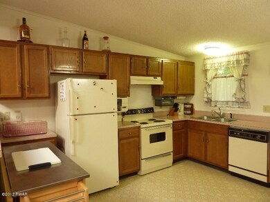 108 Saddle Brook Ln, Hawley, PA 18428 - photo 3