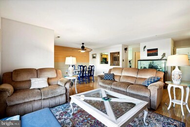 1503 Lakeside Dr unit 1503, Palmyra, NJ 08065 - photo 4