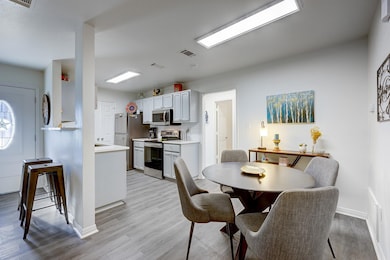 358 Shady Bluff Dr unit B, Wimberley, TX 78676 - photo 5