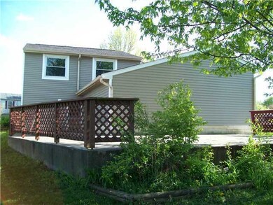 4384 Logwood Ln, Columbus, OH 43228 - photo 2