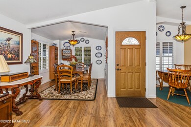004_Foyer