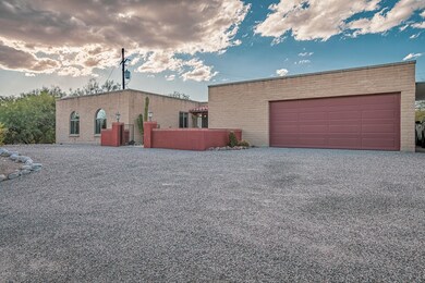 garage + carport