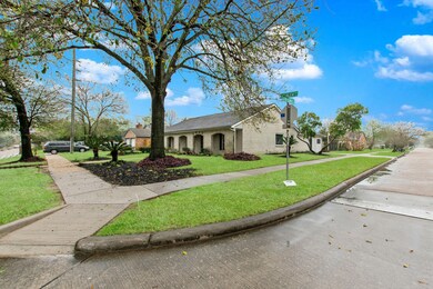 6943 Northleaf Dr, Houston, TX 77086 - photo 7