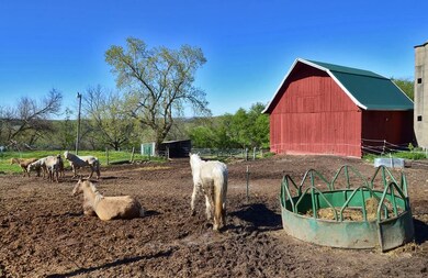 1521 King Rd, Brooklyn, WI 53521 - photo 6