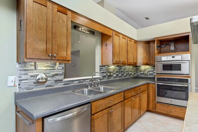 105 Cheyenne Trace-13
