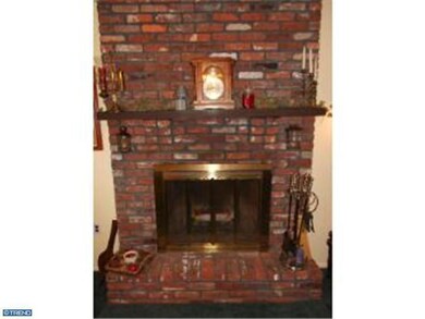 1707 Briarwood Dr, Blackwood, NJ 08012 - photo 3