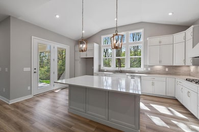 7511 Donegal Dr, Addyston, OH 45233 - photo 5