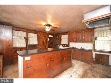 2064 Bushkill Center Rd, Bath, PA 18014 - photo 7