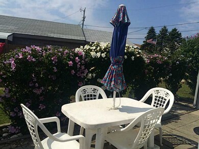 667 Succotash Rd, Wakefield, RI 02879 - photo 4