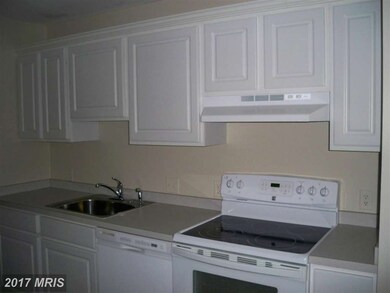 134 Roberts Ln unit 403, Alexandria, VA 22314 - photo 5