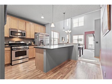 Kitchen with breakfast bar