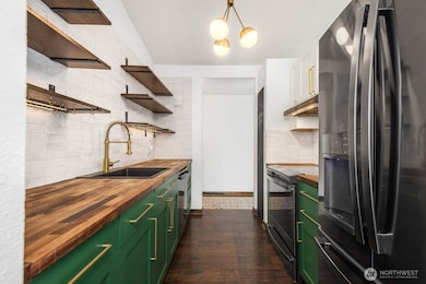 1235 SW 132nd Ln unit 931, Burien, WA 98146 - photo 2