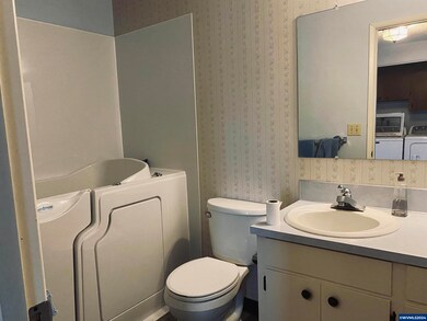 5890 14th Ave NE, Keizer, OR 97303 - photo 6