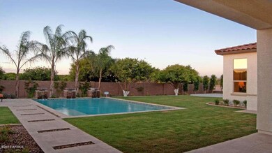 Heavenly Backyard 5148