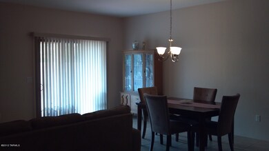 2775_Bell_Hollow_dining-family_area