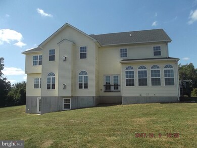 7370 Sandy Bottom Ct, Hughesville, MD 20637 - photo 2