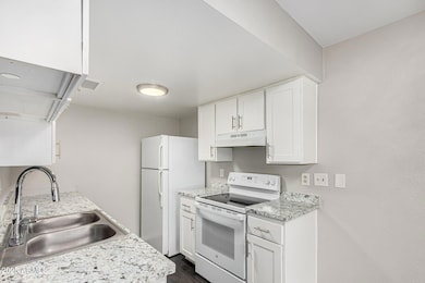 2133 W Turney Ave unit D76, Phoenix, AZ 85015 - photo 3