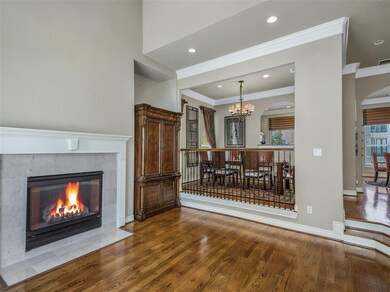 Gas log fireplace