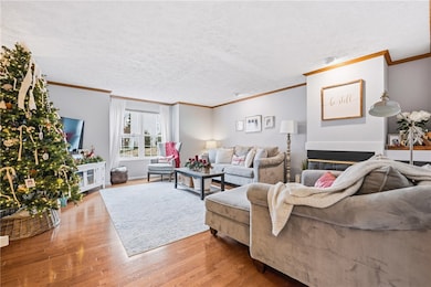 2657 Hunters Point Dr unit 102, Wexford, PA 15090 - photo 6