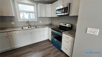 New range and hood!