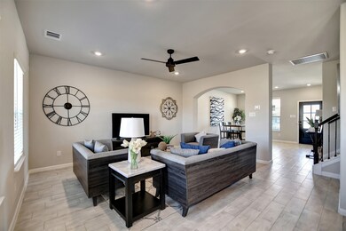 256 Eagleville Dr, Alvin, TX 77511 - photo 6