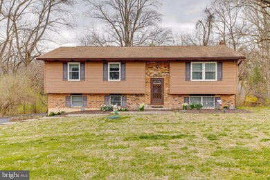 5806 Melville Rd, Sykesville, MD 21784 - photo 3