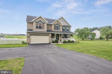 665 Bairs Rd, York, PA 17408 - photo 2