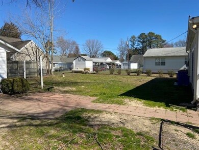 145 Cedar Dr, Dunnsville, VA 22454 - photo 2