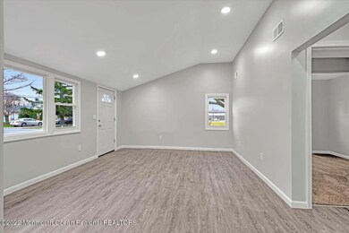 352 Sweetbriar St, Keyport, NJ 07735 - photo 2