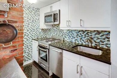 160 E 26th St unit 2-F, New York, NY 10010 - photo 3