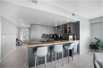 Quantum On the Bay unit 4411, Miami, FL 33132 - photo 6