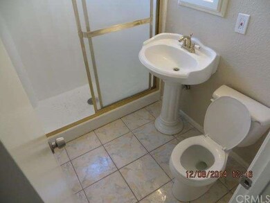 Bathroom 1_Downstairs