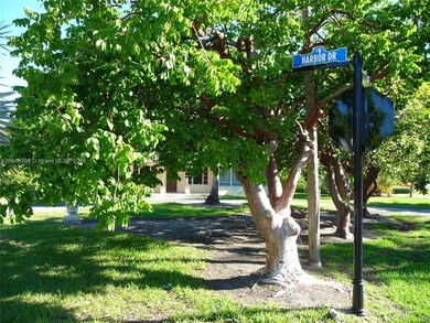 OVERSIZED LOT (9400 SQ FT)
