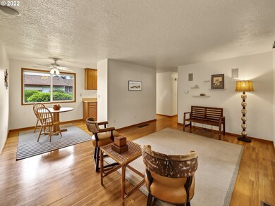 Living Room/Dining Room