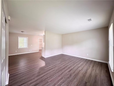 806 Ernest Ct, High Point, NC 27263 - photo 5