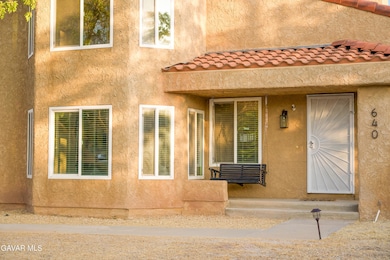 640 W Avenue Q 12, Palmdale, CA 93551 - photo 2