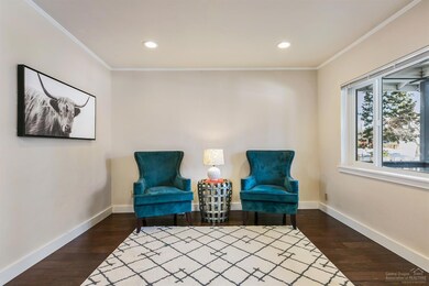 325 SW Mckinley Ave, Bend, OR 97702 - photo 2