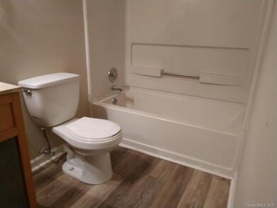 1041 Churchill Downs Ct unit J, Charlotte, NC 28211 - photo 4